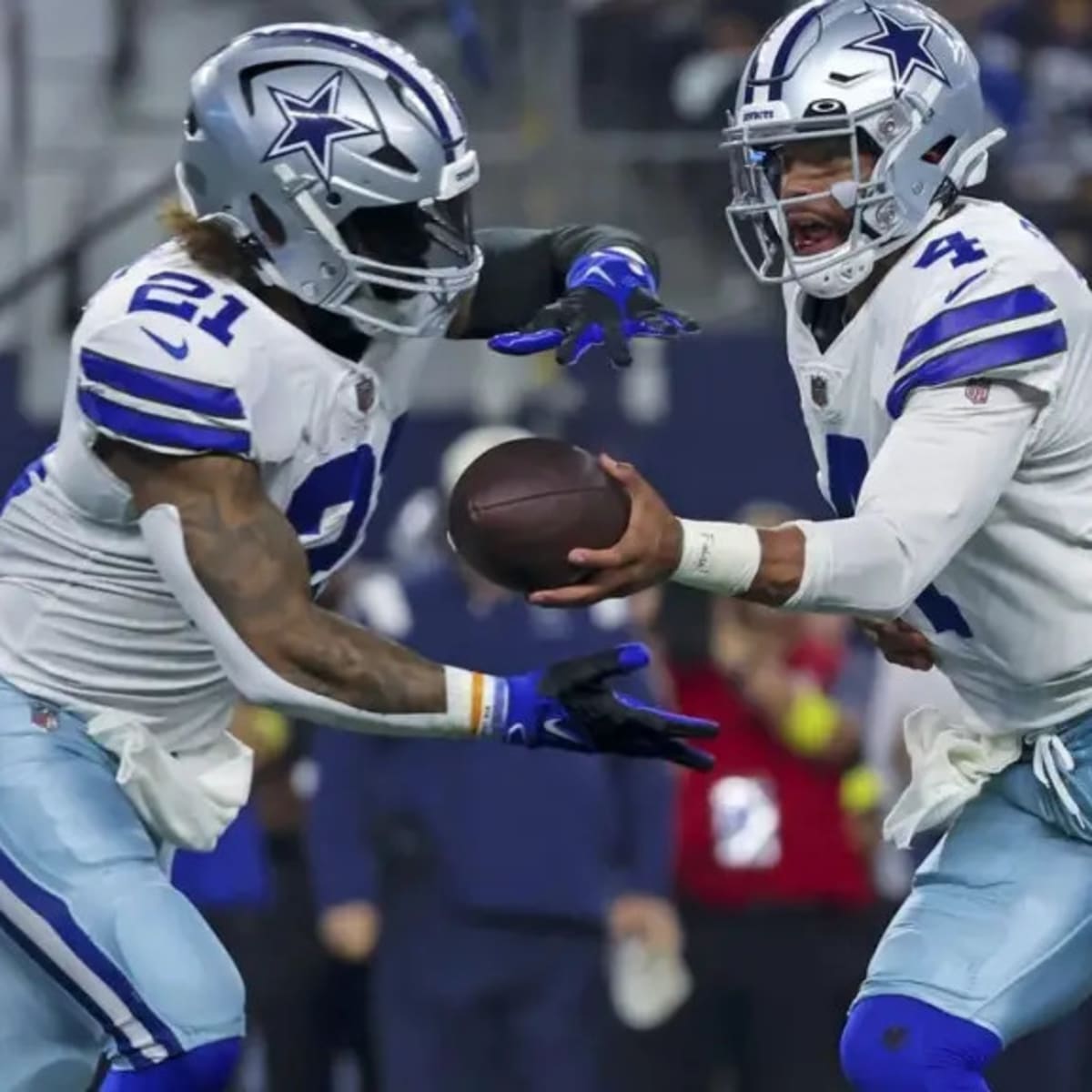 Cowboys' Elliott Runs 21 Miles an Hour, But Who Owns That Data