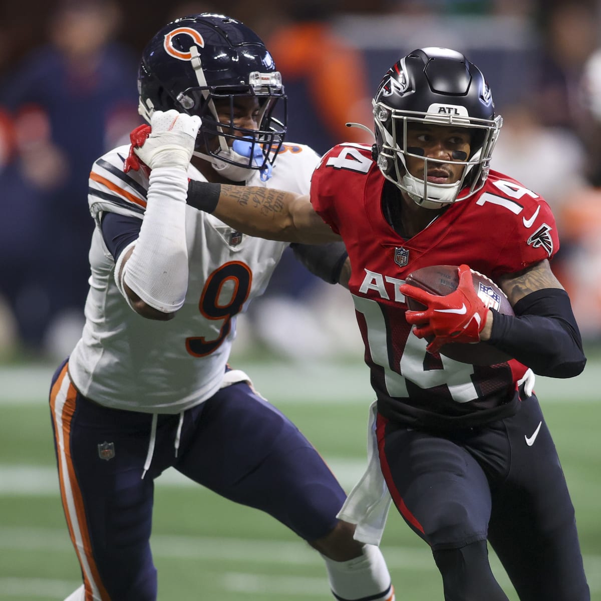 Column: Chicago Bears haven't had 2 rookie DBs start Week 1 in 51 years.  Could Kyler Gordon and Jaquan Brisker end that streak? – Reading Eagle