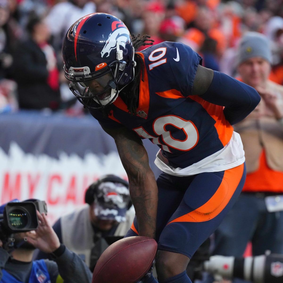 Denver Broncos' Top-3 Players of 2022 Revealed by Pro Football Focus -  Sports Illustrated Mile High Huddle: Denver Broncos News, Analysis and More