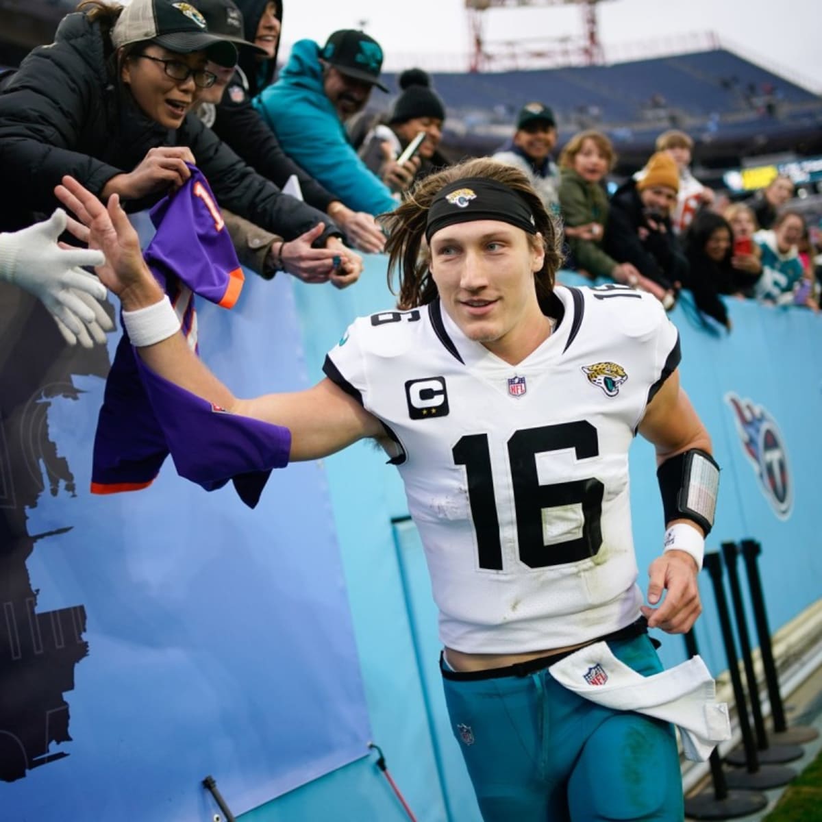 Trevor Lawrence interceptions have Jags QB getting dragged for playoff debut