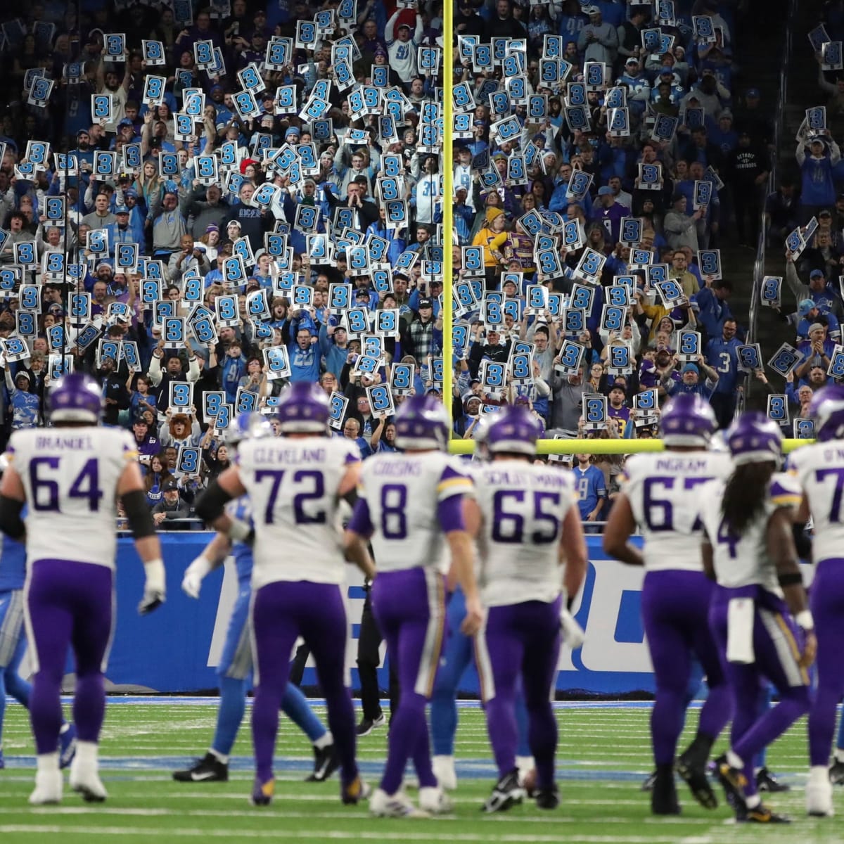 Vikings fail to lock up NFC North with 34-23 loss to Lions