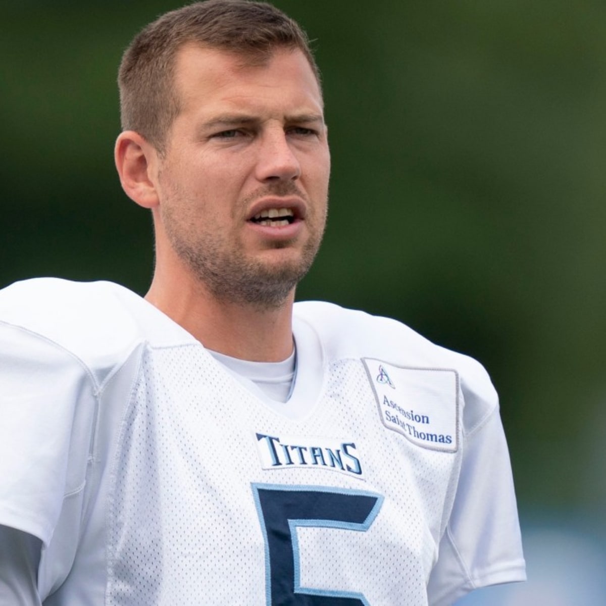 Former Tennessee Titans punter Brett Kern to sign with Eagles