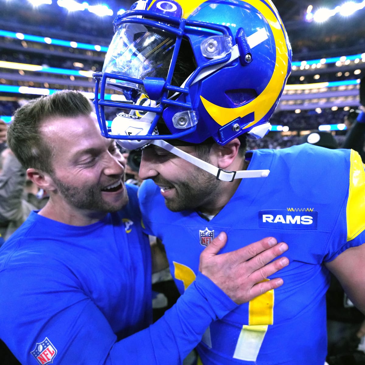 Los Angeles Rams Trail Las Vegas Raiders at Halftime, But QB Baker Mayfield  Solid in LA Debut - Sports Illustrated LA Rams News, Analysis and More