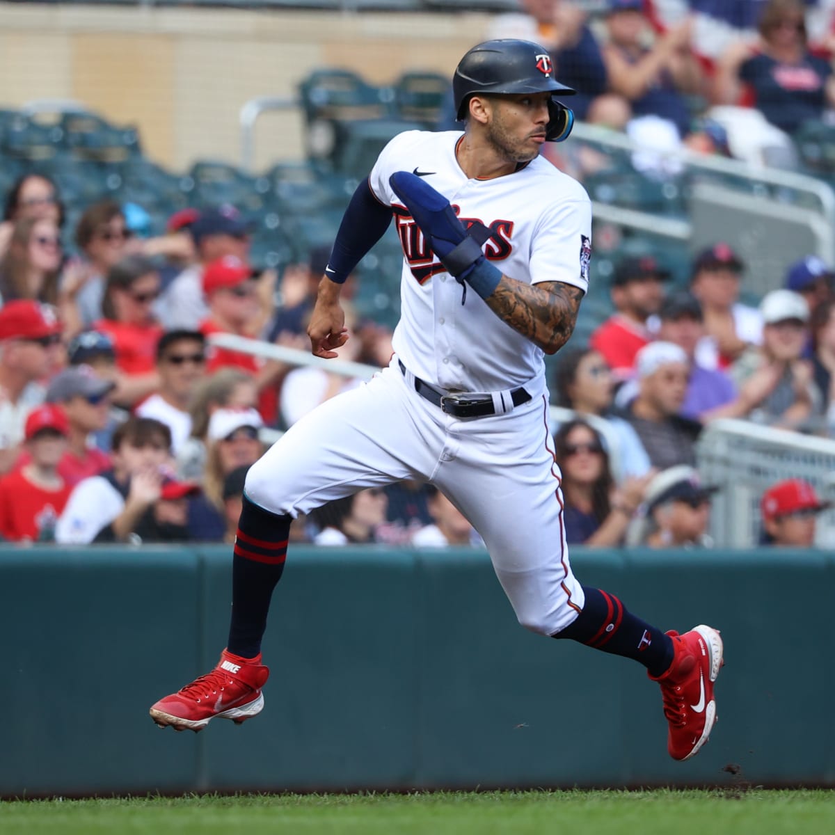 CHGO Cubs Podcast: Carlos Correa is headed back to the Twins - CHGO
