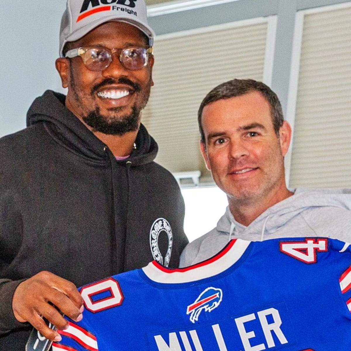 Von Miller discusses return from injury, desire to be NFL general manager -  Sports Illustrated