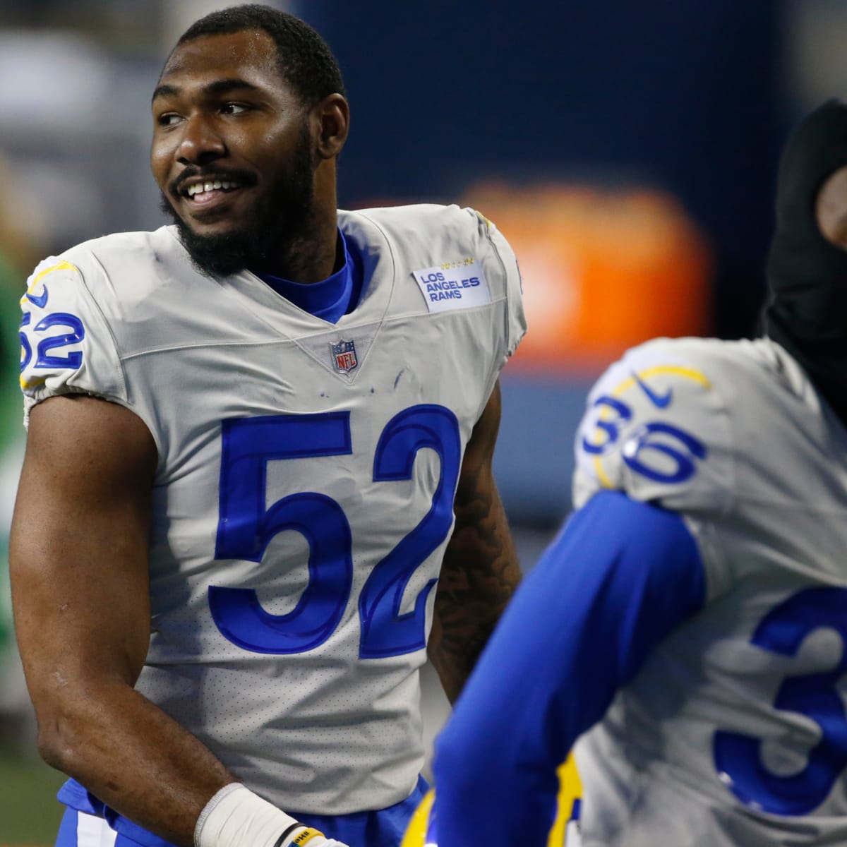 Linebacker (52) Terrell Lewis of the Los Angeles Rams against the Dallas  Cowboys in an NFL football game, Sunday, Oct. 9, 2022, in Inglewood, Calif.  Cowboys won 22-10. (AP Photo/Jeff Lewis Stock Photo - Alamy