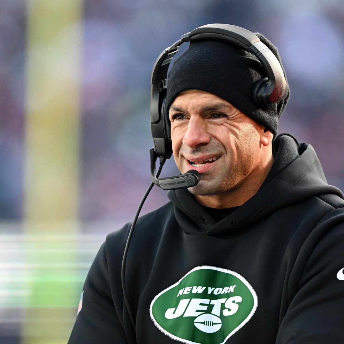 Robert Saleh Owes It to New York Jets' Locker Room To Bench Zach Wilson