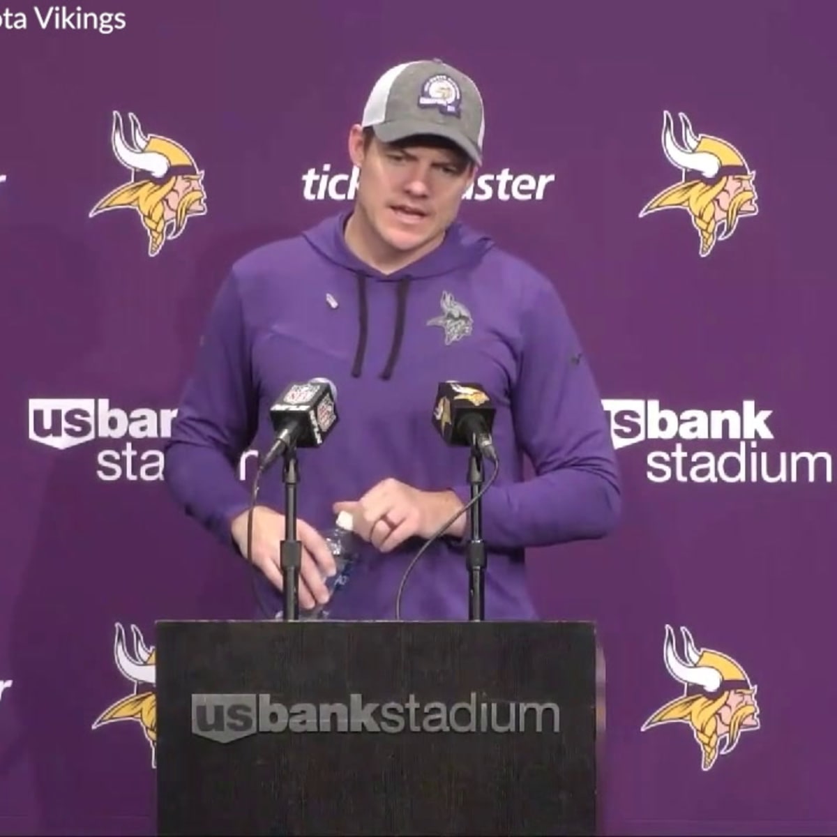 Vikings' Chandon Sullivan Claps Back After Reporter's Critique