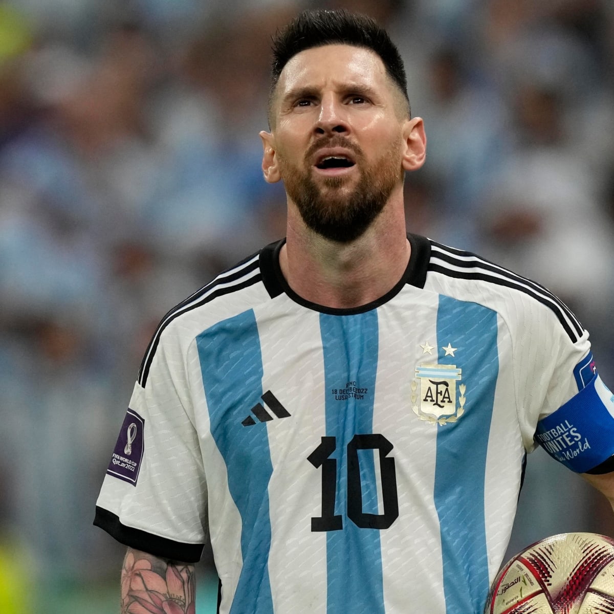Download Two of the greatest soccer players of all time: Messi and