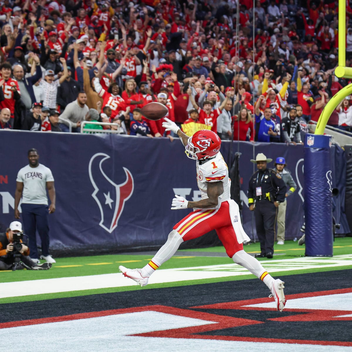 Jerick McKinnon walks off Texans in OT as Chiefs secure 7th straight AFC  West title