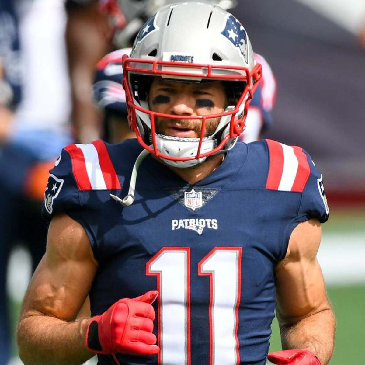 Former Patriots WR Julian Edelman gives 'little teaser' about comeback