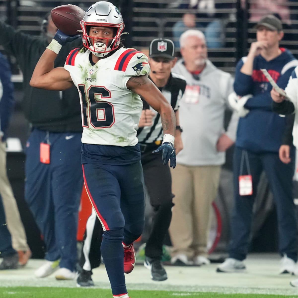 New England Patriots WR Jakobi Meyers Questions Offense - Sports  Illustrated New England Patriots News, Analysis and More