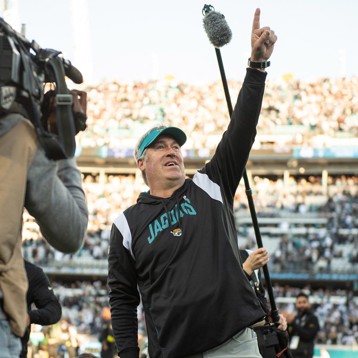 GameDay Live: Jaguars open season, and Doug Pederson era, at