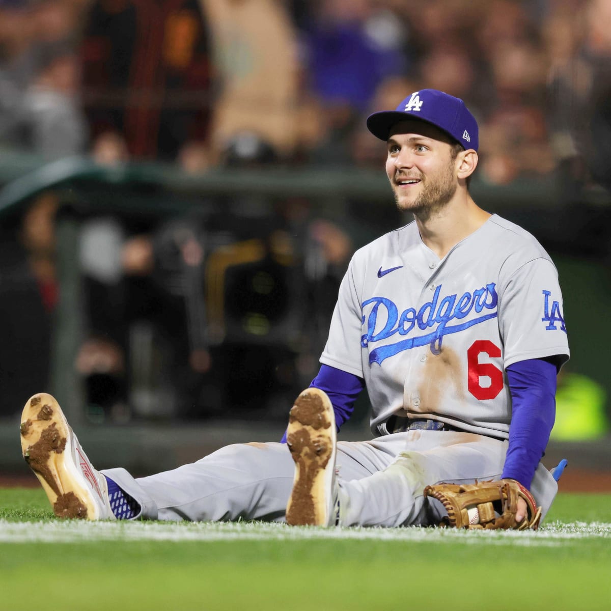 Seven Dodgers among players who become free agents following World