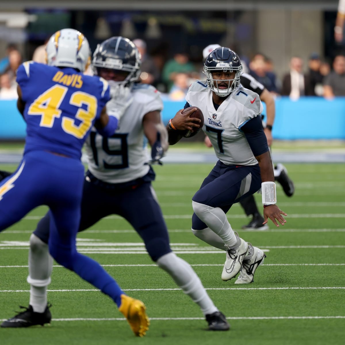 It's A Start: Tennessee Titans Keep It Simple With Malik Willis - Sports  Illustrated Tennessee Titans News, Analysis and More