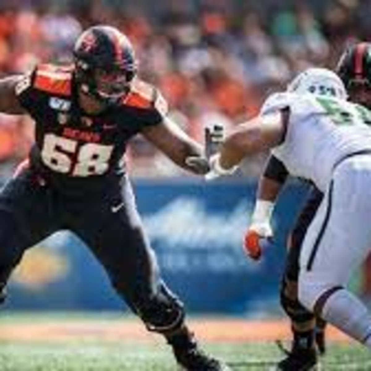 Bengals met with Oregon State OL Brandon Kipper