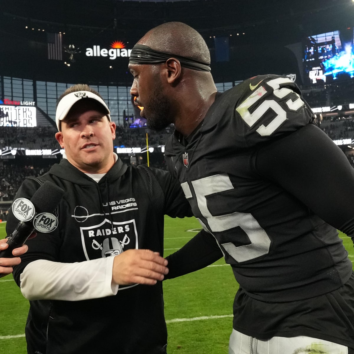 Report: Raiders releasing DE Chandler Jones after arrest