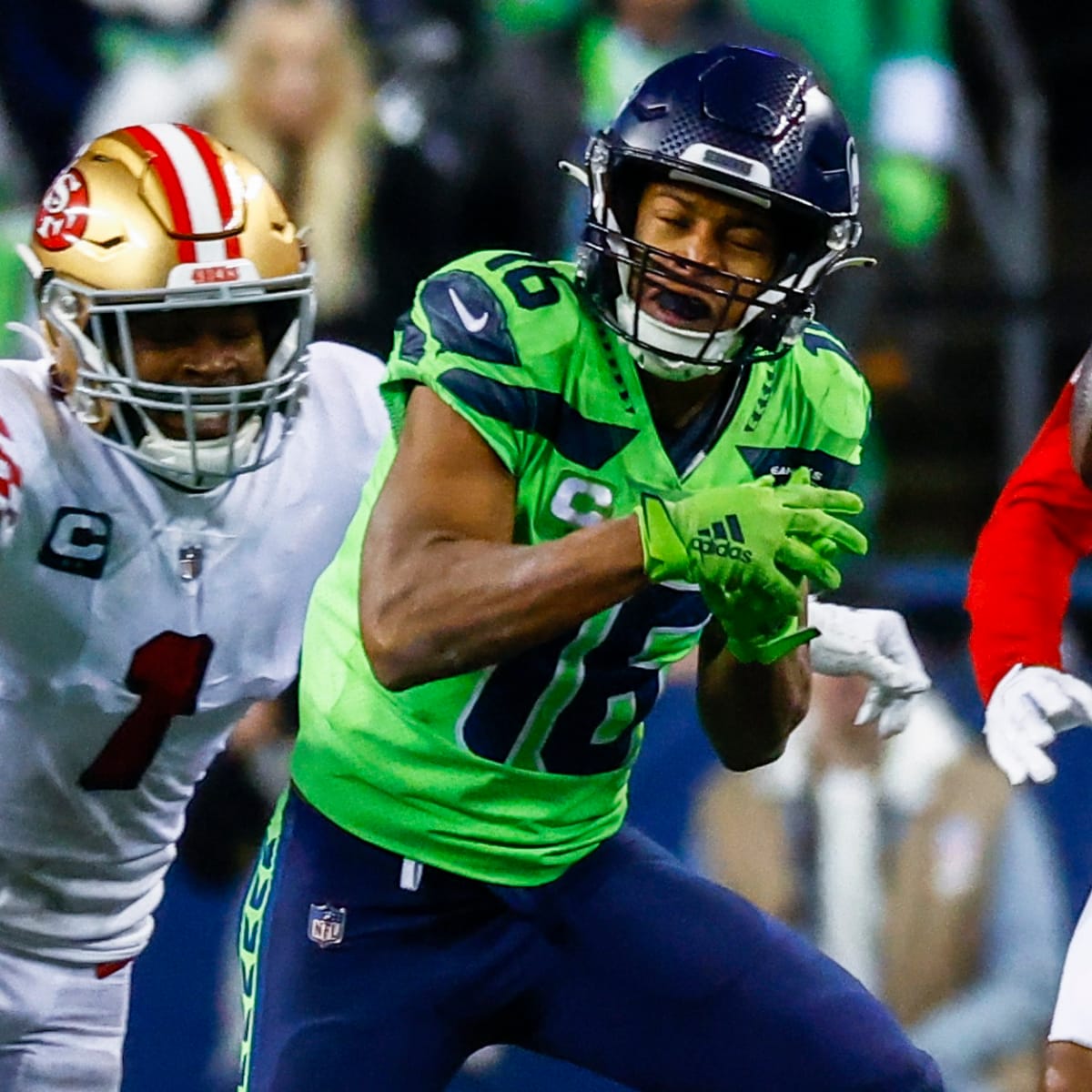 Tyler Lockett to undergo hand surgery, but hopes to make Seahawks return  this season