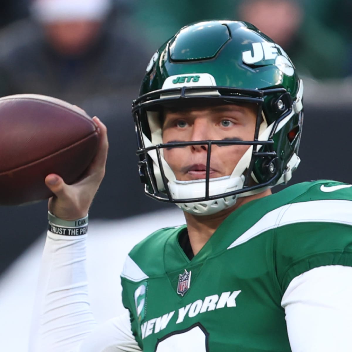 Jets QB Zach Wilson to start, Mike White not cleared for contact