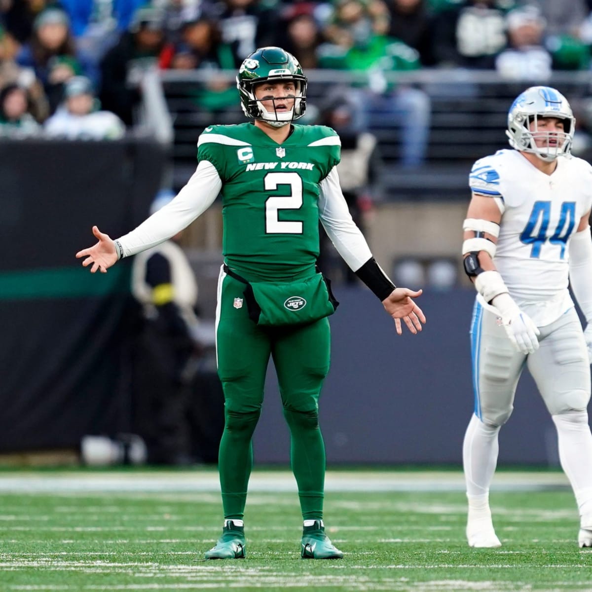 A New York Jets Analyst Explains Why Benching Zach Wilson is the Jets' Only  Hope!? 