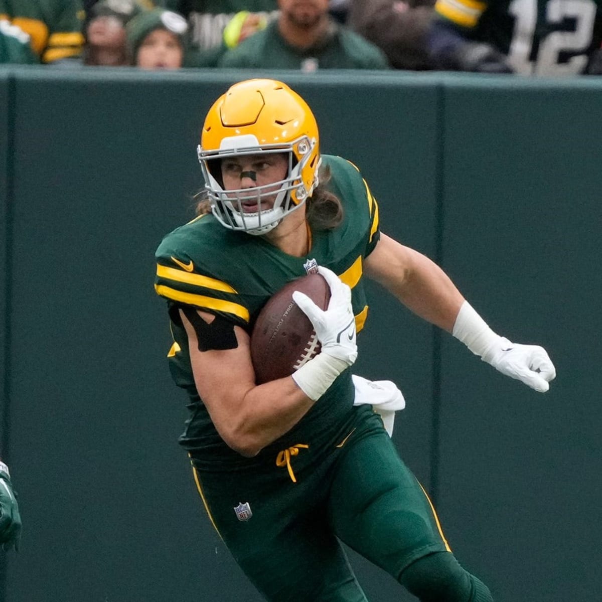 Green Bay Packers' Robert Tonyan runs a drill at the NFL football team's  practice field training camp Tuesday, May 31, 2022, in Green Bay, Wis. (AP  Photo/Morry Gash Stock Photo - Alamy