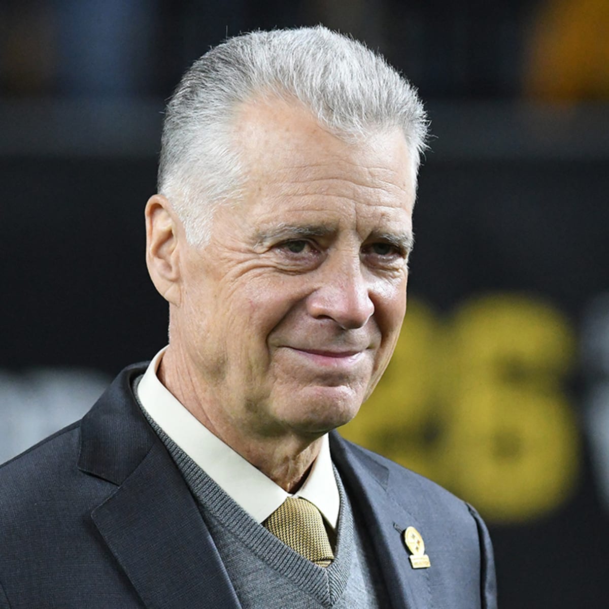 Pittsburgh Steelers on X: #Steelers President Art Rooney II just announced  that @francoharrishof's No. 32 will be retired by the team at halftime of  our Week 16 game against the Raiders.  /