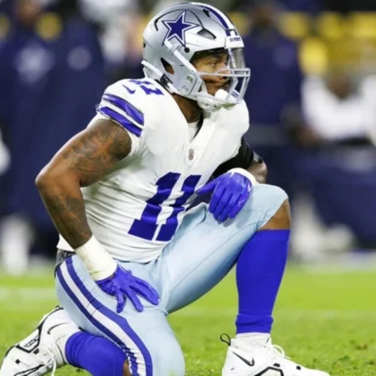 Micah Parsons Club Hand: Dallas Cowboys Injury Playoffs Concern? -  FanNation Dallas Cowboys News, Analysis and More