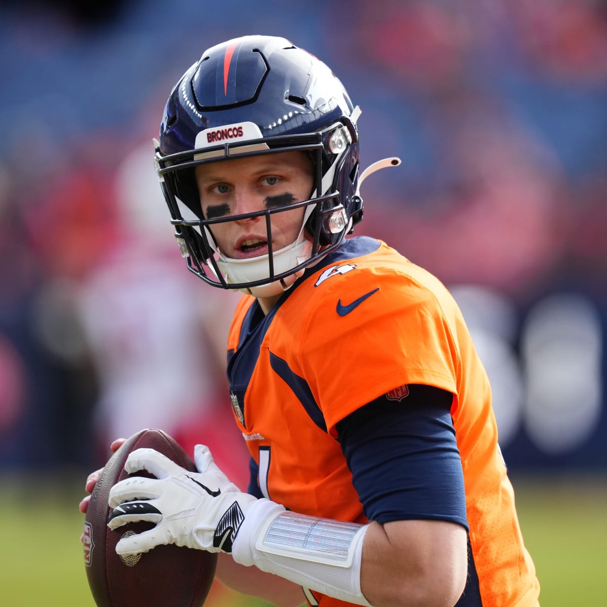 Denver, Colorado, USA. 27th Aug, 2022. Denver Broncos QB BRETT RYPIEN  throws a pass during the 1st. Half at Empower Field at Mile High Saturday  night. The Broncos beat the Vikings 23-13. (