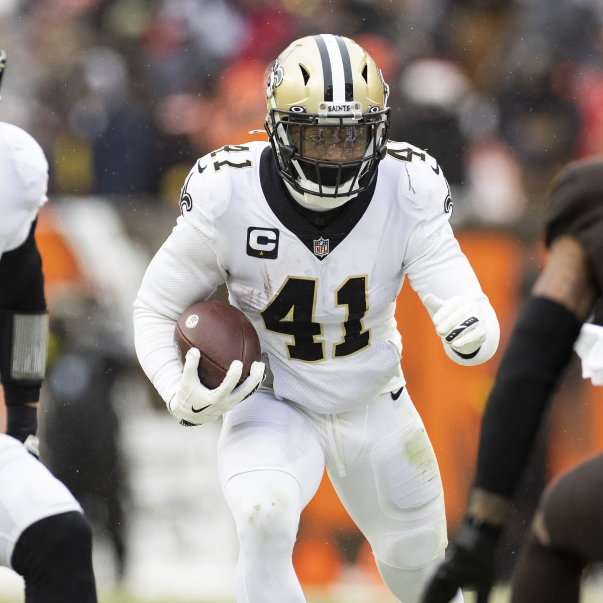 Saints Halftime Report in Week 17 [LIVE STREAM] - Sports Illustrated New  Orleans Saints News, Analysis and More