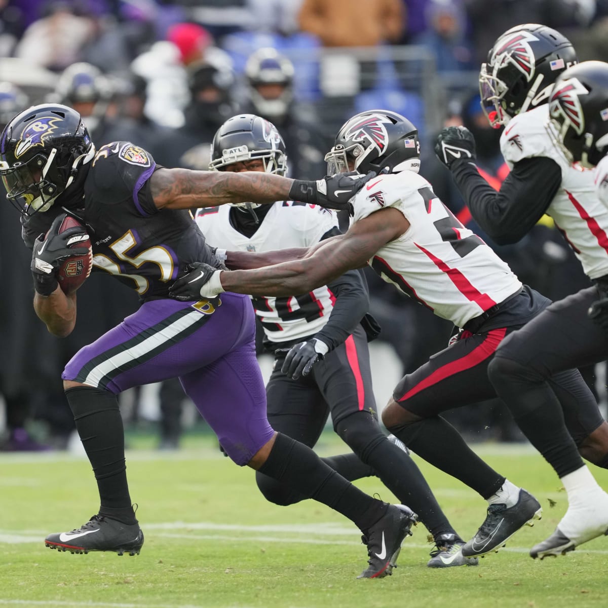 Ravens vs Falcons live score & H2H