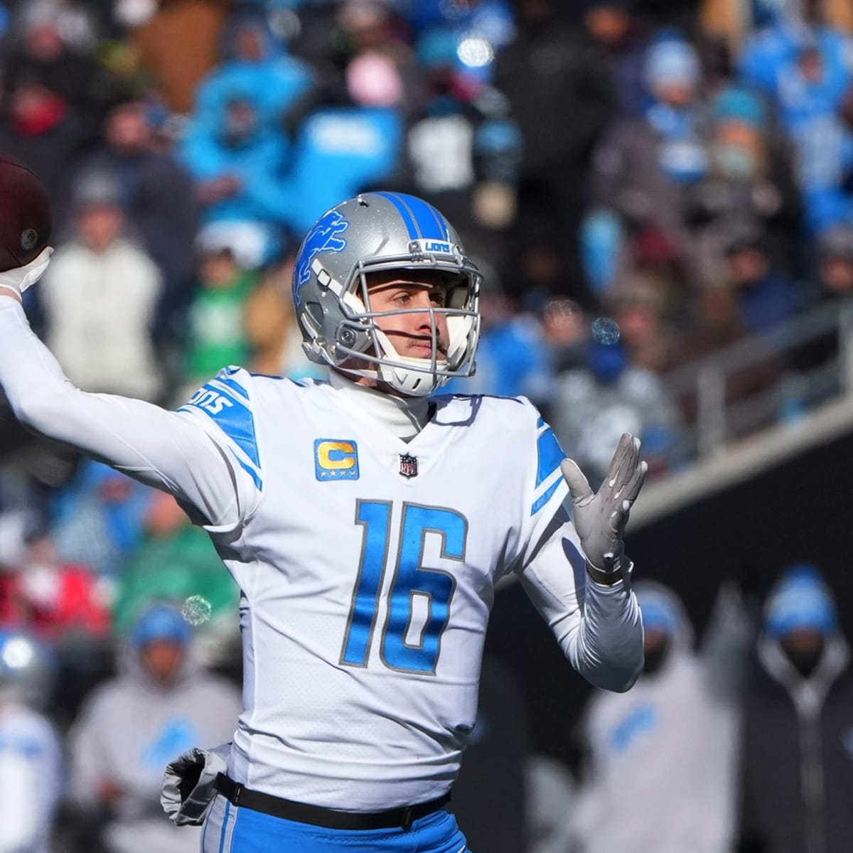 Lions QB Jared Goff rips field conditions at Panthers' Bank of America  Stadium: 'Like cement'