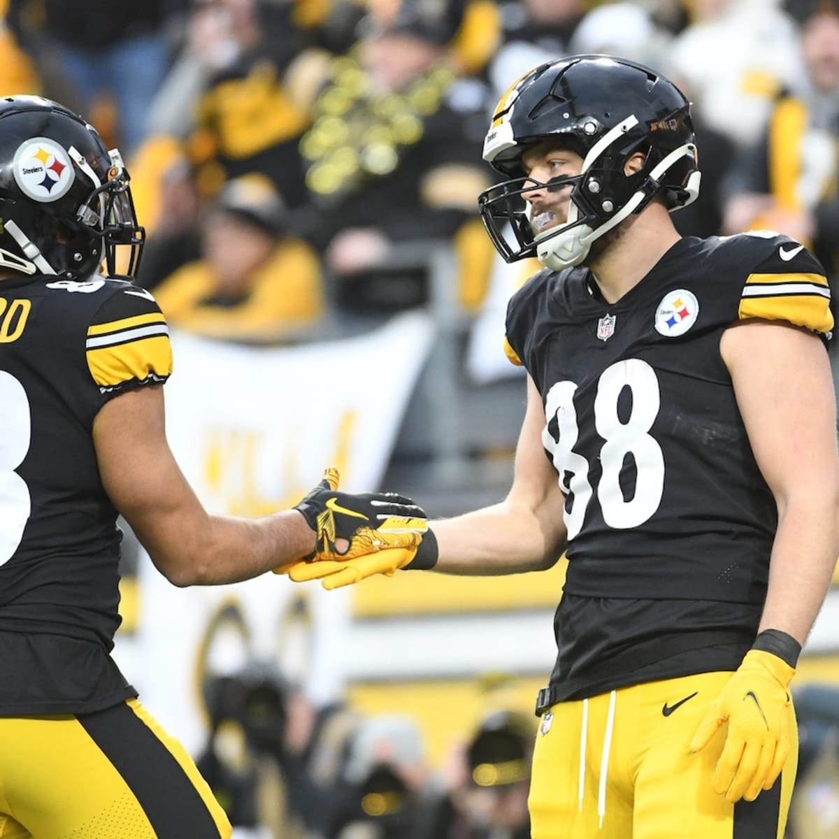 5 Things to Watch: Pittsburgh Steelers vs. Miami Dolphins - Sports  Illustrated Pittsburgh Steelers News, Analysis and More