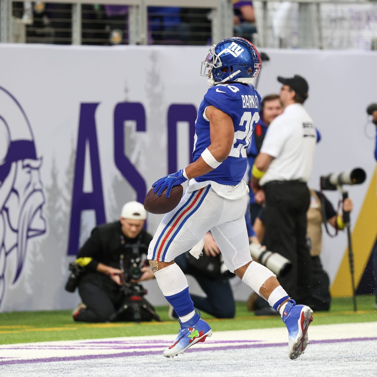 Giants GM Joe Schoen recently spoke with Saquon Barkley's representation:  'We want him to be here'