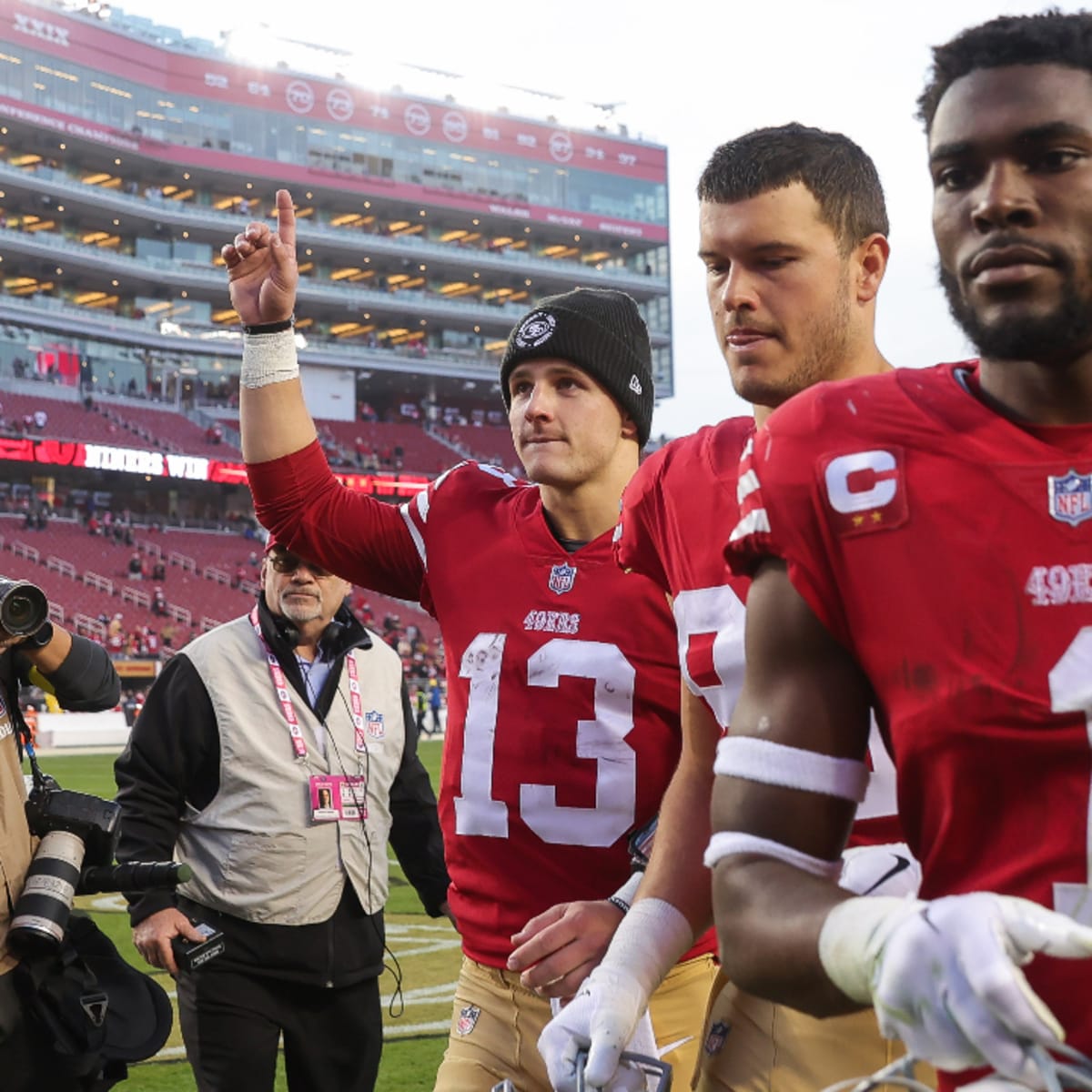 49ers @ Cowboys Wild Card Playoff Live Blog - Sports Illustrated San  Francisco 49ers News, Analysis and More