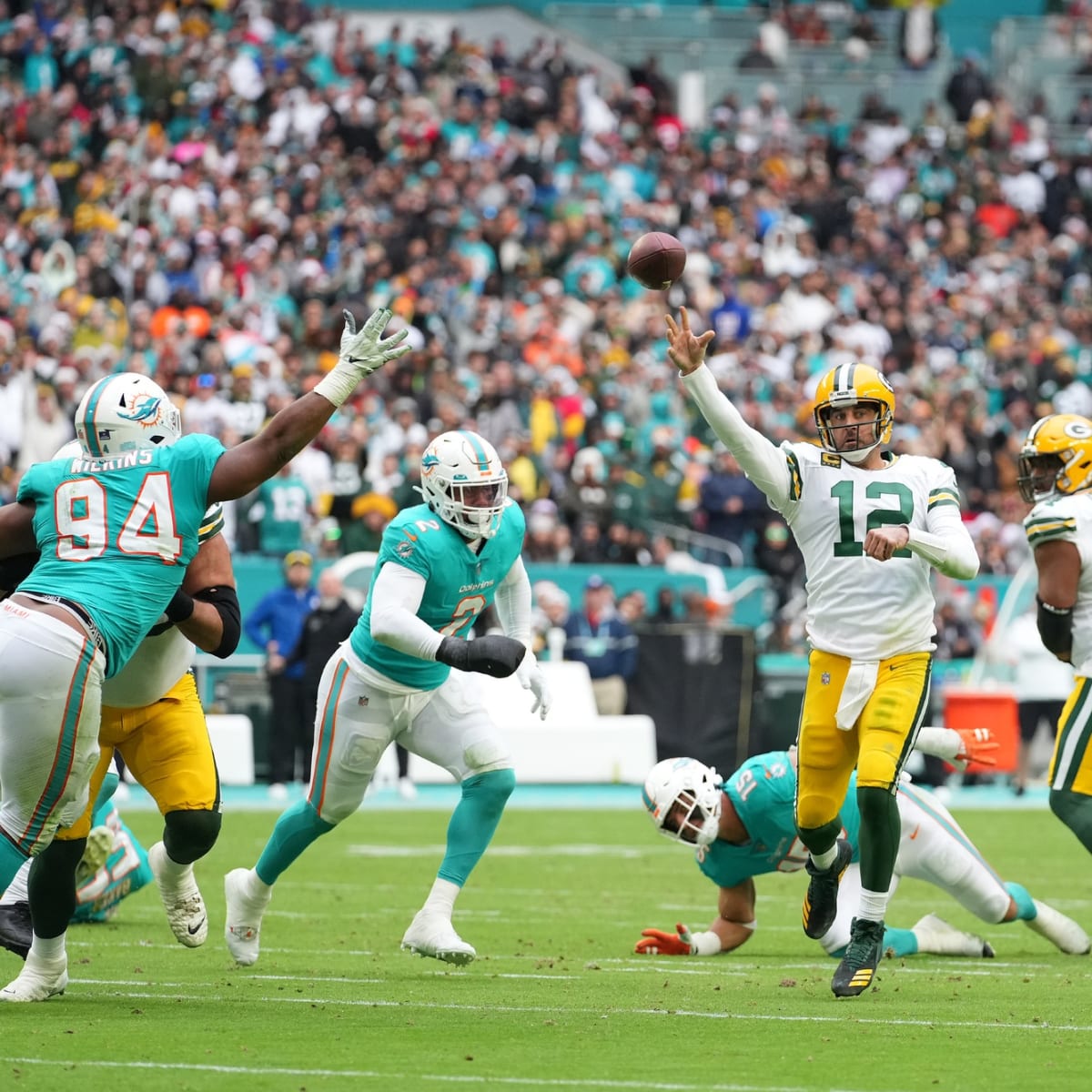 Before MNF, Packers open up as underdogs vs. Dolphins in Week 16