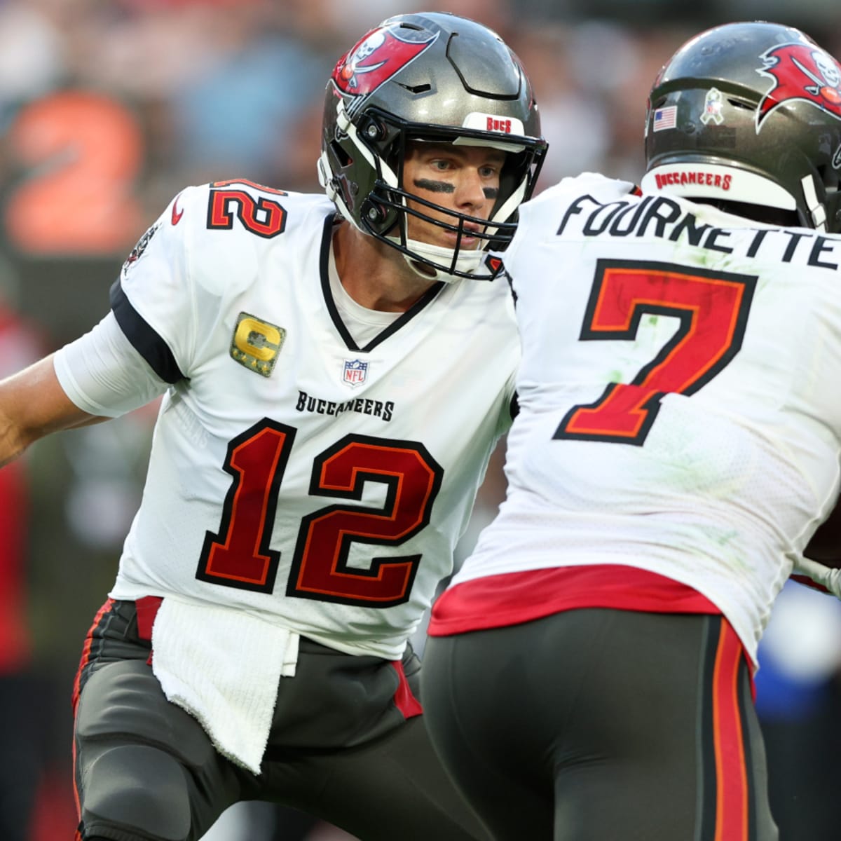 Tom Brady and the Bucs will be Fournette-less for Week 12 game at Cleveland