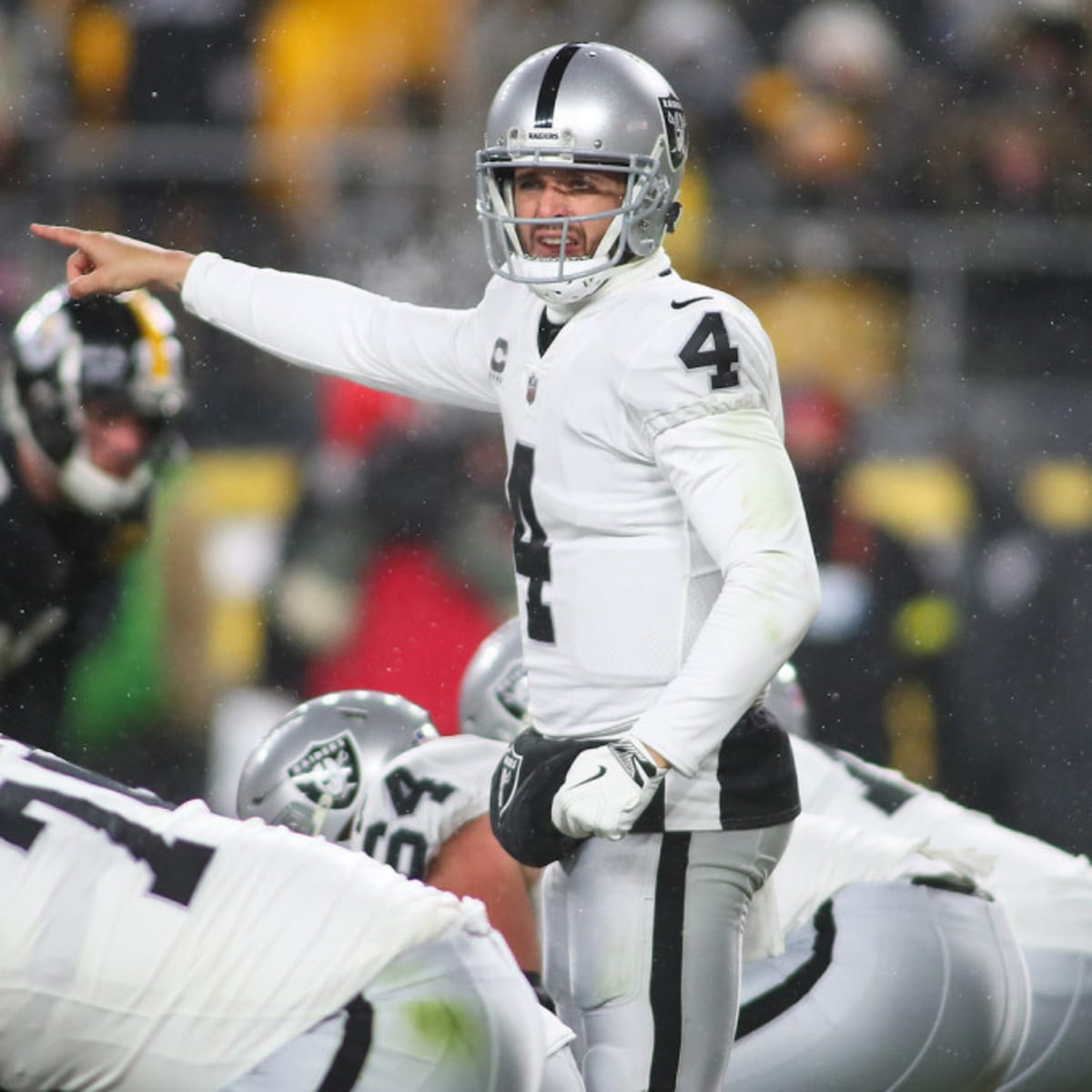 Derek Carr's brief injury gets Raiders, Jarrett Stidham experience, Raiders  News