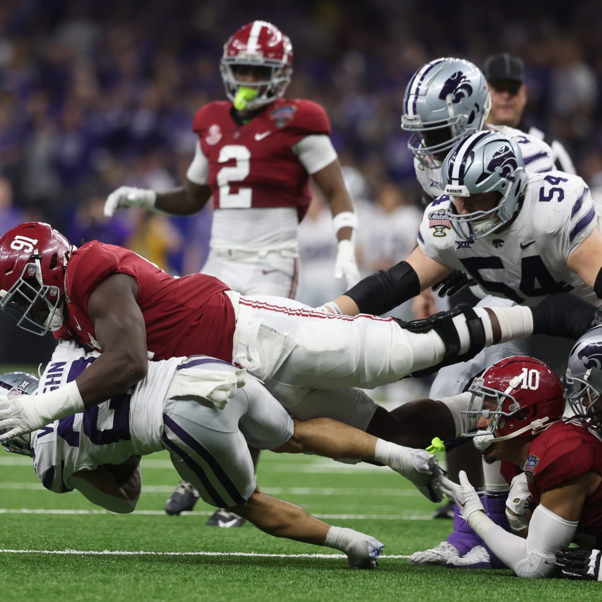 Alabama RB Jahmyr Gibbs vs Kansas State RB Deuce Vaughn 