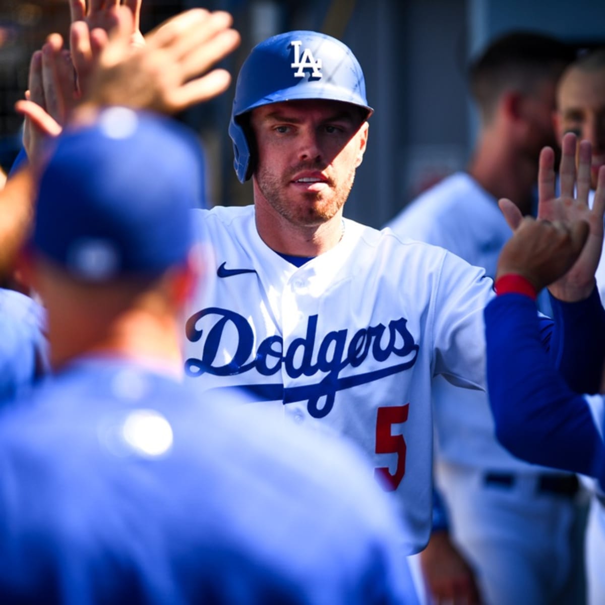 Victor Gonzalez Added To Dodgers' 40-Man Roster 