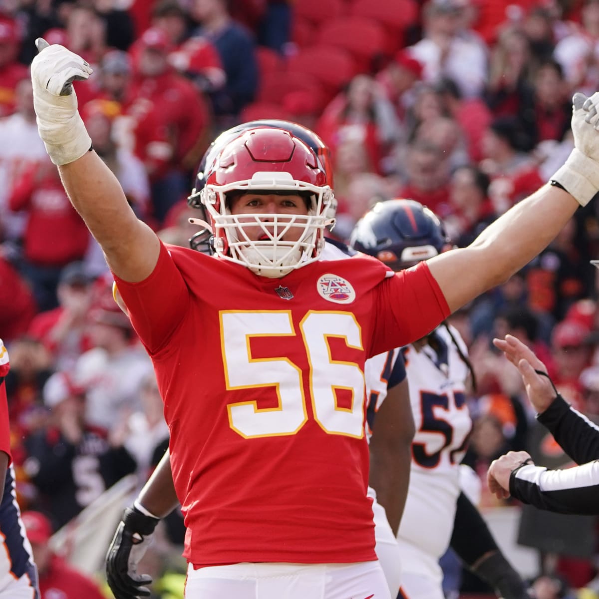 KC Chiefs' Karlaftis standing out in padded practices