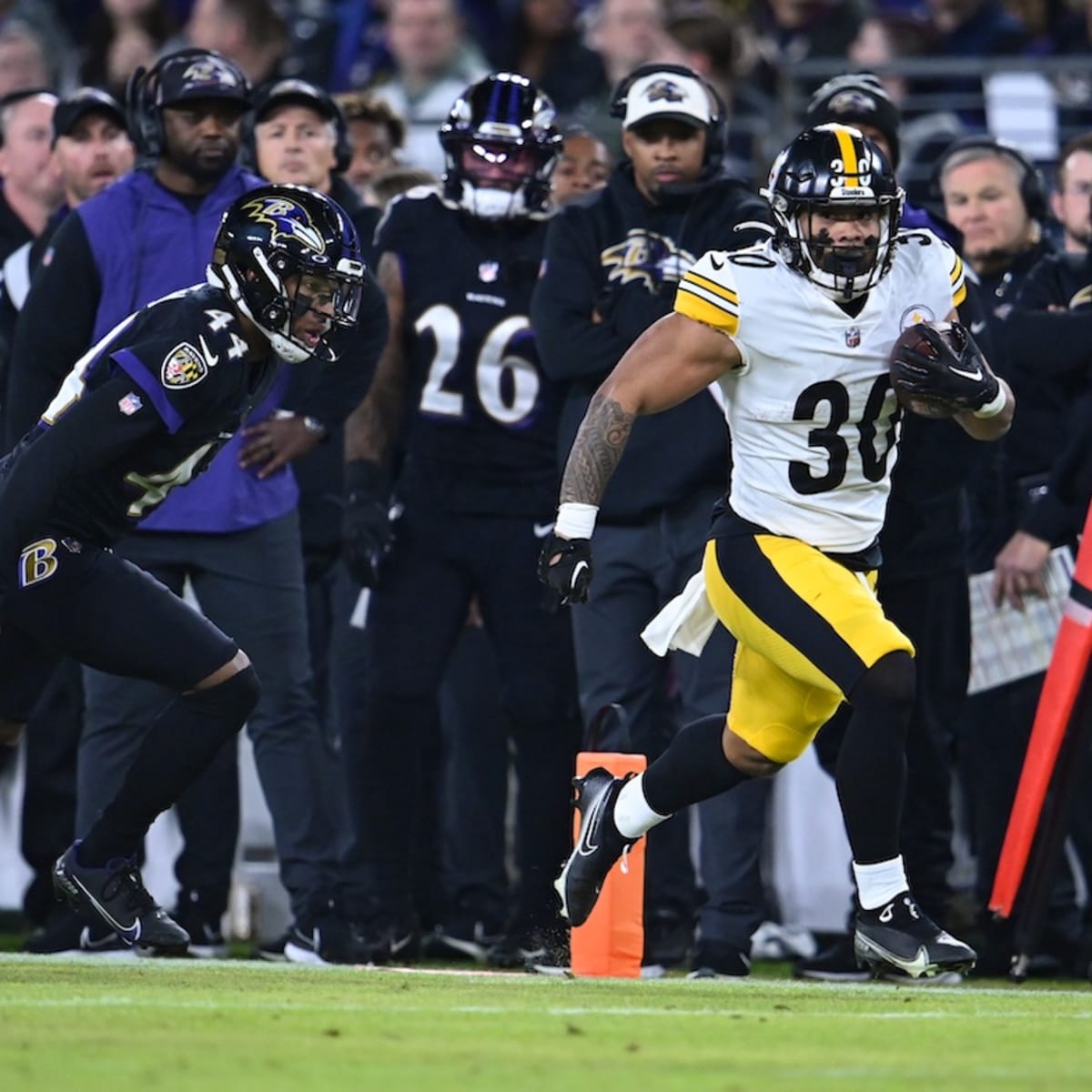 Grading Steelers RB Jaylen Warren's rookie season