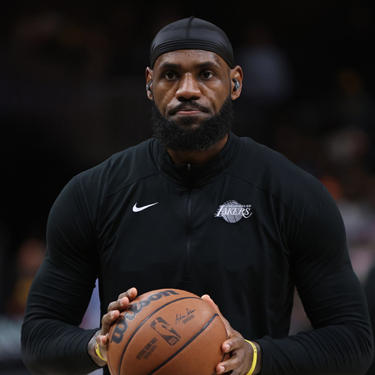 LeBron James disavows Cowboys fandom due to moral concerns, announces he  now roots for the Deshaun Watson-led Browns