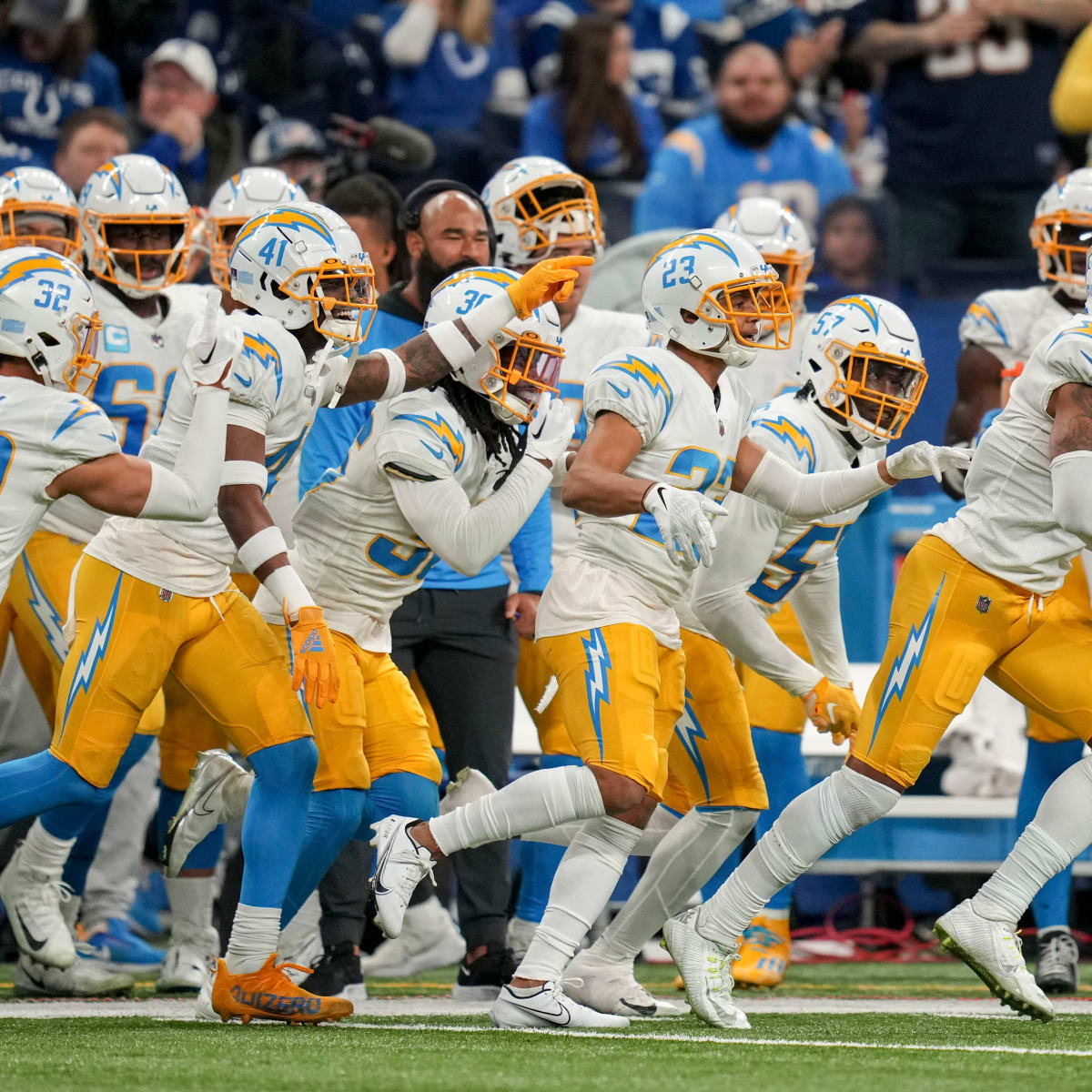 Chargers Playoff Picture: Bolts on track for No. 5 seed after BAL loses to  PIT - Bolts From The Blue