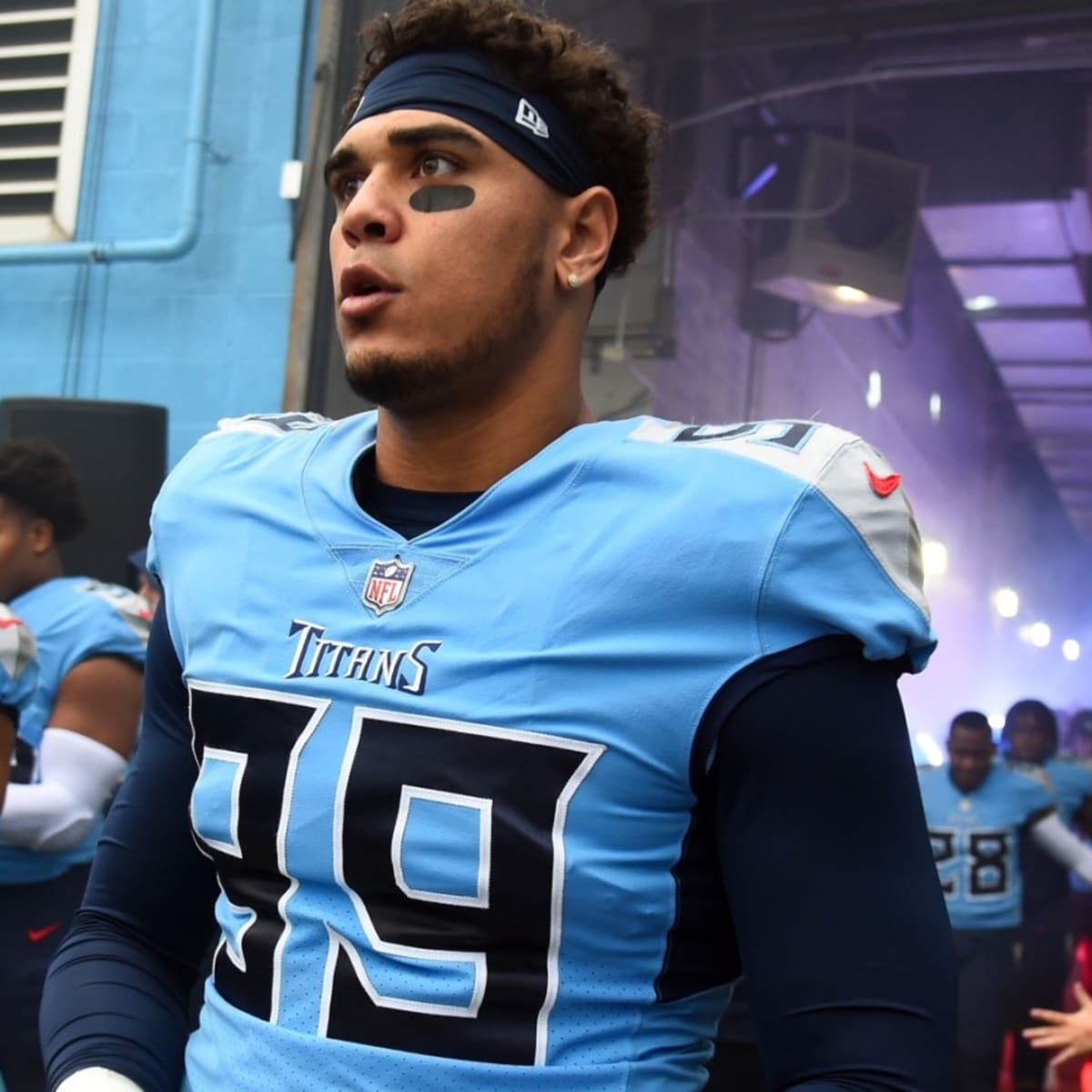 Rashad Weaver Shares Tight Bond With Buffalo's Damar Hamlin - Sports  Illustrated Tennessee Titans News, Analysis and More