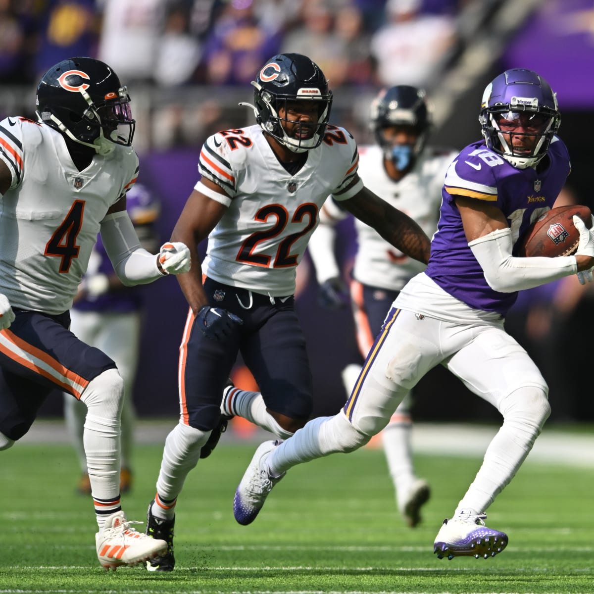 Bears RT Larry Borom in question vs. Vikings after going on