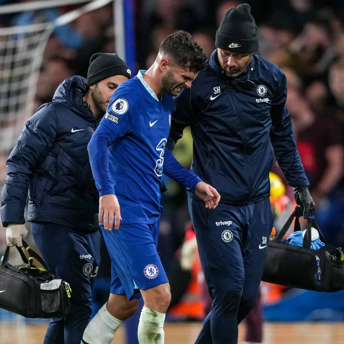 Christian Pulisic injury: Chelsea, USMNT winger exits in first half vs. Man  City - Sports Illustrated