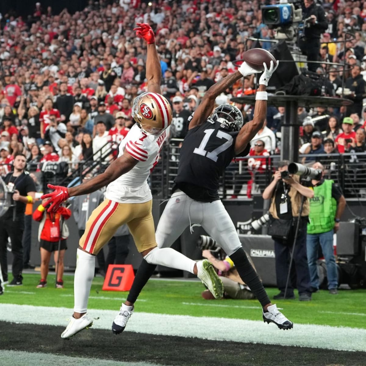 49ers news: Raiders to sit Derek Carr vs. Niners in Week 17