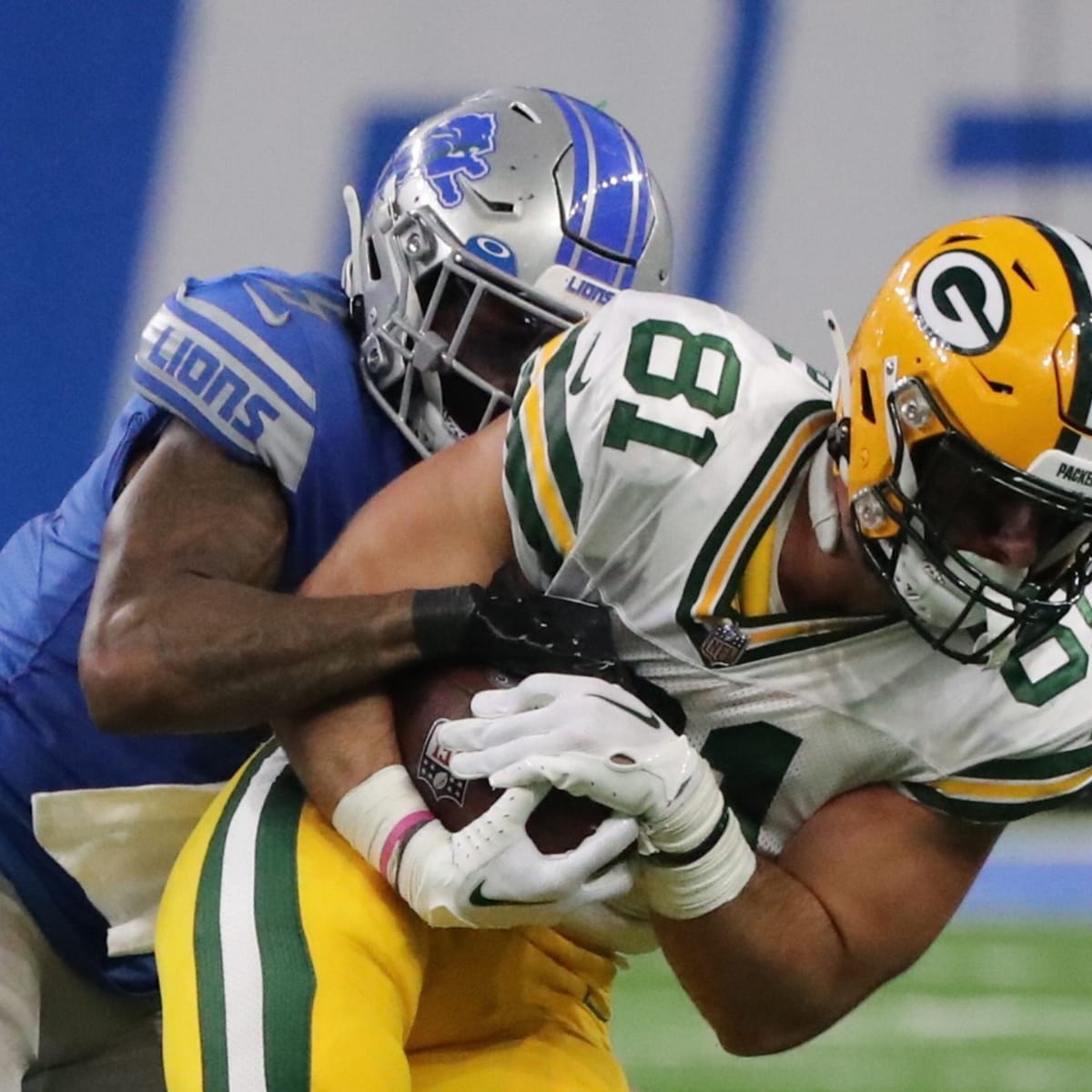 Packers Superstar Suffers Torn ACL vs Lions, Per Insider