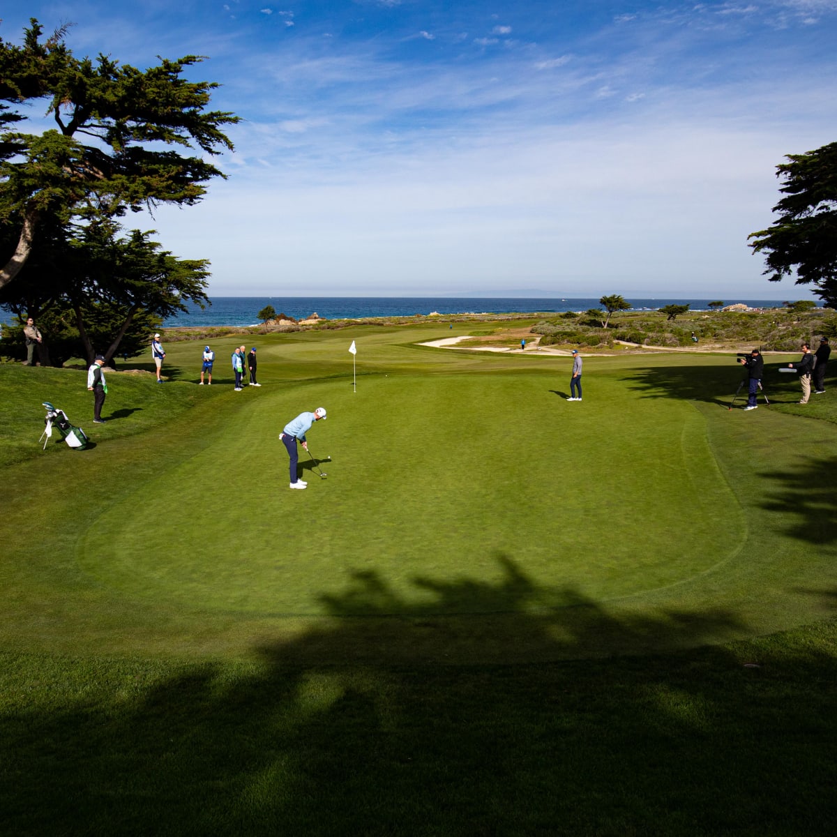 cypress pebble beach golf course
