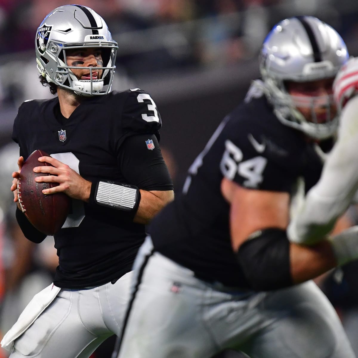 Las Vegas Raiders vs. Kansas City Chiefs live game updates - Sports  Illustrated Las Vegas Raiders News, Analysis and More